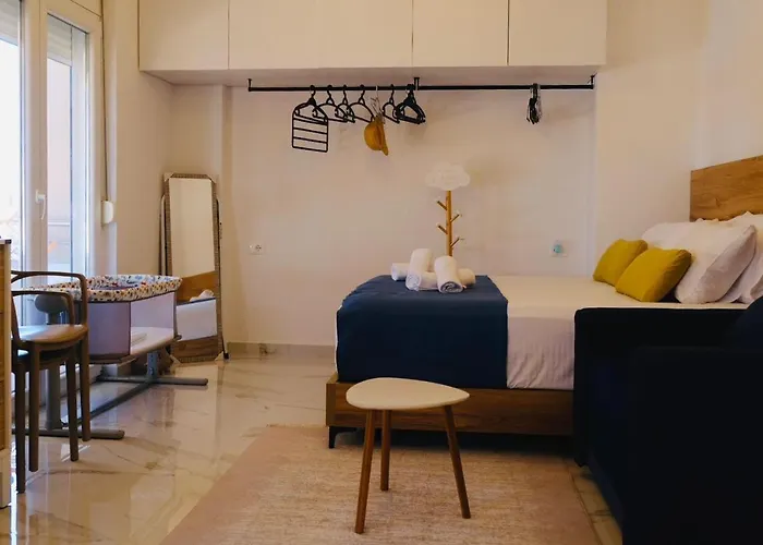 Flora\'S Apartment Golem